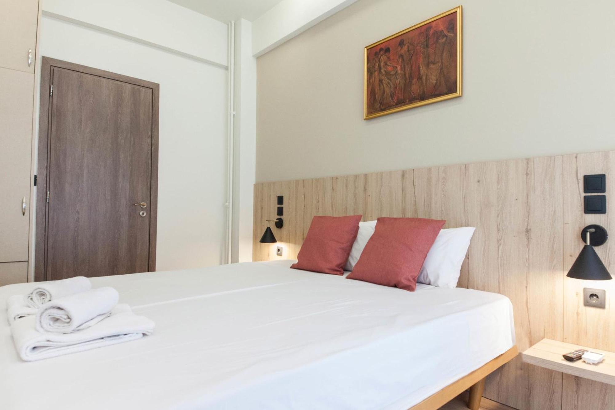 Acropolis View Modern Deluxe With Balcony Apartment